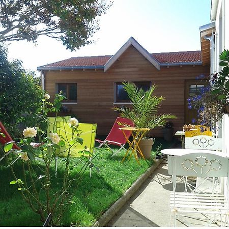 Bed and Breakfast L'Escale Marine - Couette Et Cafe La Rochelle  Zewnętrze zdjęcie