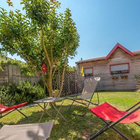 Bed and Breakfast L'Escale Marine - Couette Et Cafe La Rochelle  Zewnętrze zdjęcie