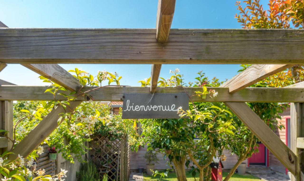 Bed and Breakfast L'Escale Marine - Couette Et Cafe La Rochelle  Zewnętrze zdjęcie